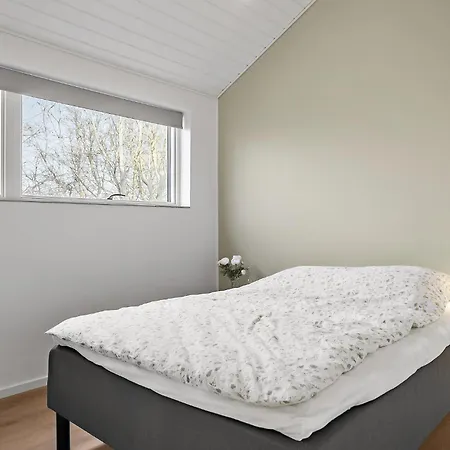4 Bedroom Cozy In