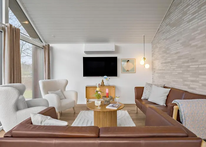 4 Bedroom Cozy In