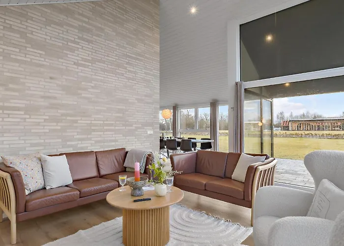 4 Bedroom Cozy In