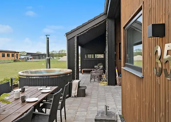 4 Bedroom Cozy In *